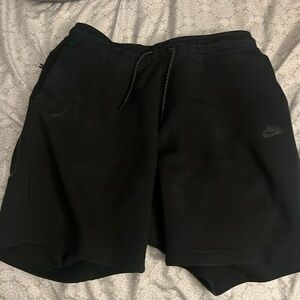Nike Sportswear Tech Fleece ( Men’s Shorts )